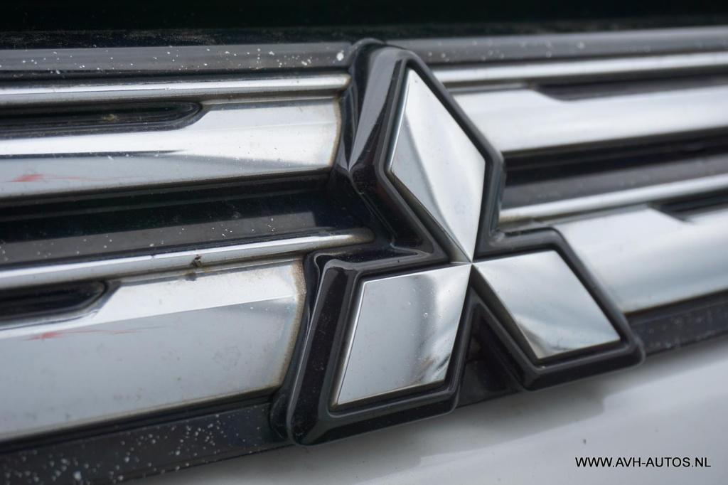 Mitsubishi Outlander 2.0 phev instyle+