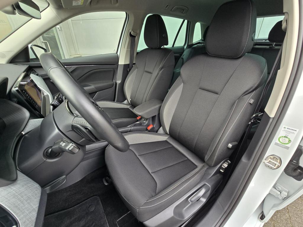 Skoda Kamiq 1.0 tsi selection virtual cockpit carplay navigatie pdc v+a sto