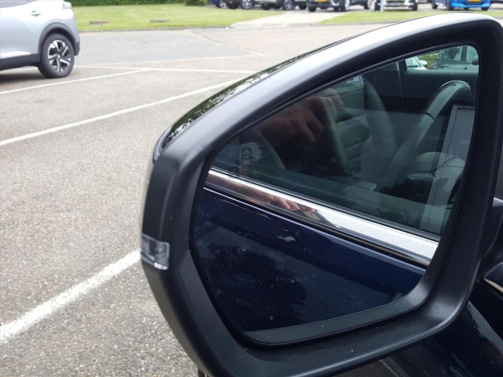 Citroen C5 Aircross 1.6 shine plug-in hybrid 225pk automaat/eat8 apple carp