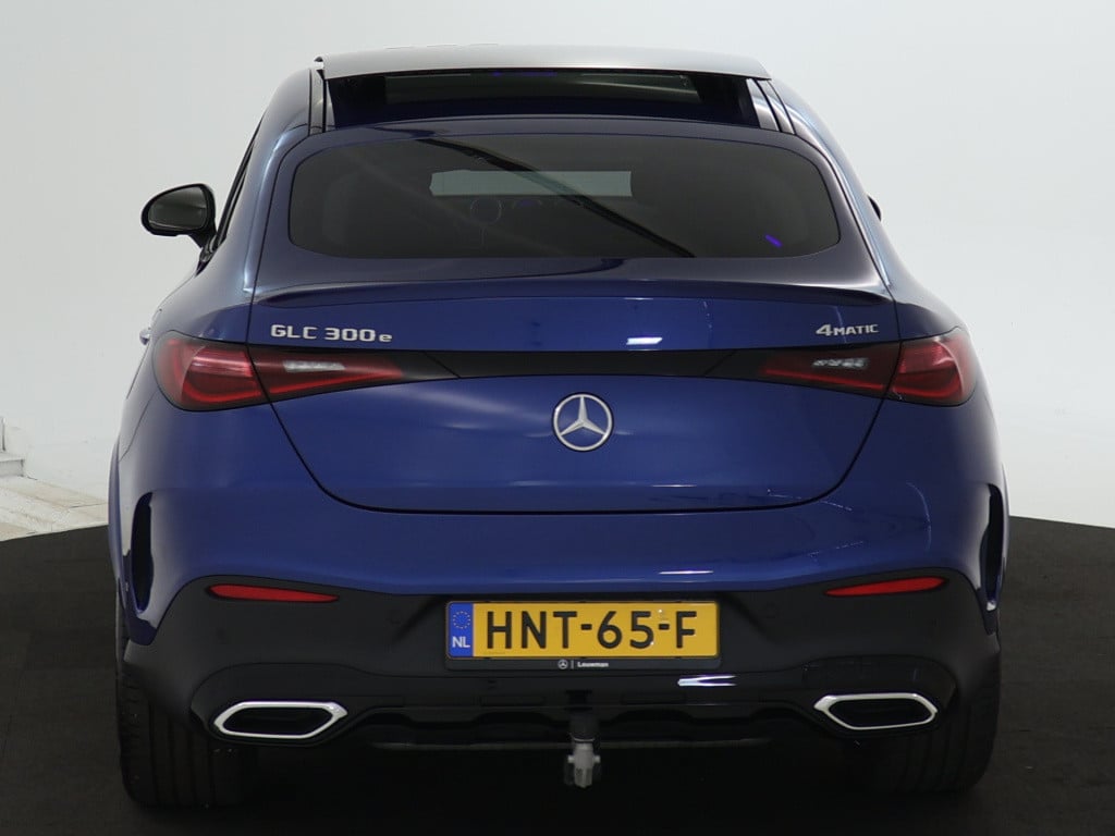 Mercedes-Benz Glc coupé 300 e 4matic amg plug-in hybride | trekhaak |  pano
