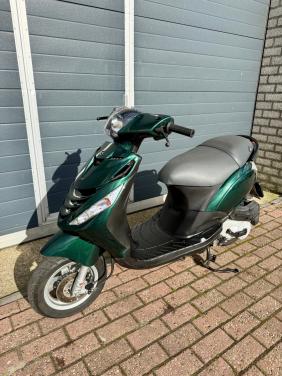 Piaggio zip