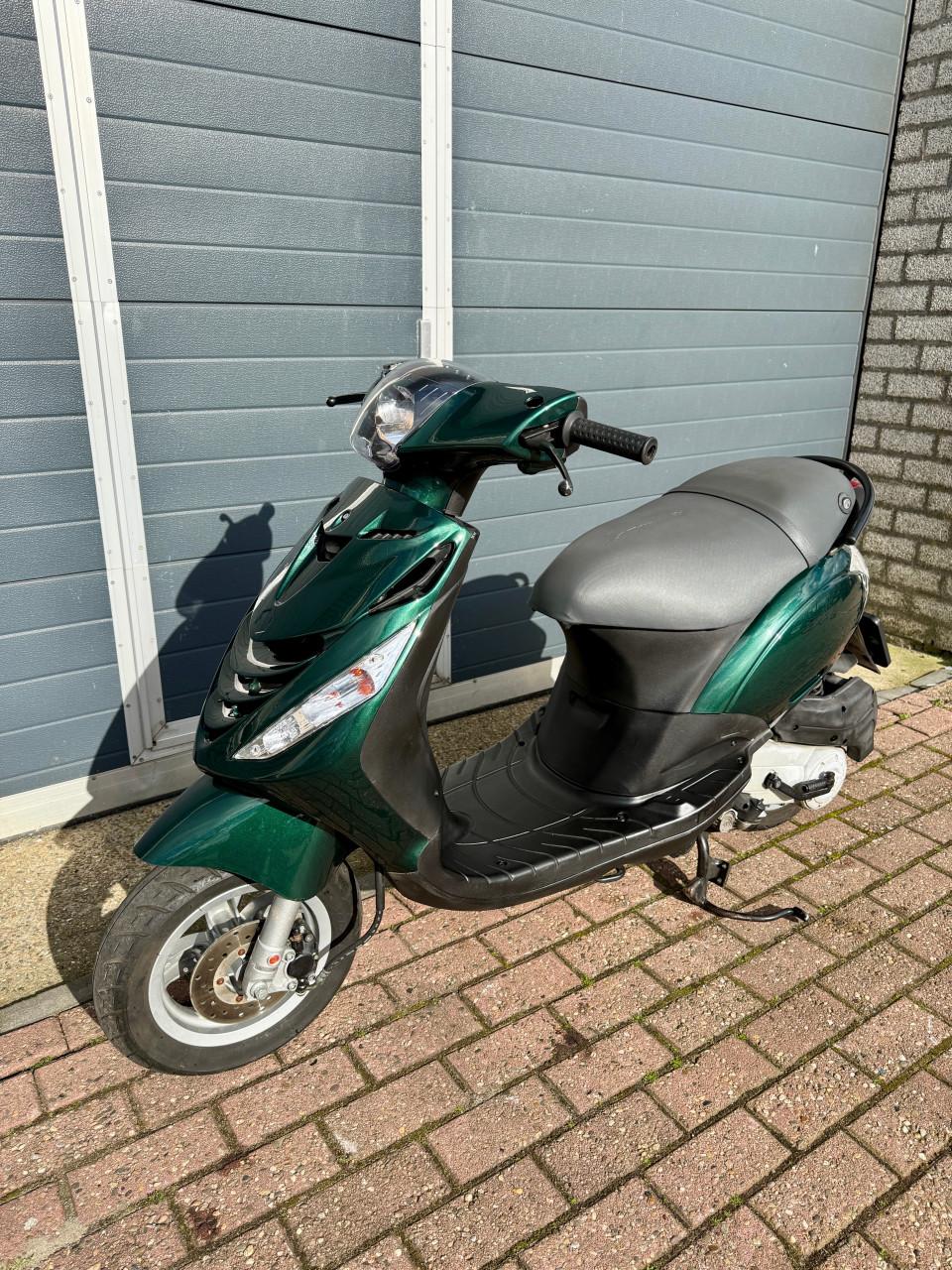 Piaggio zip