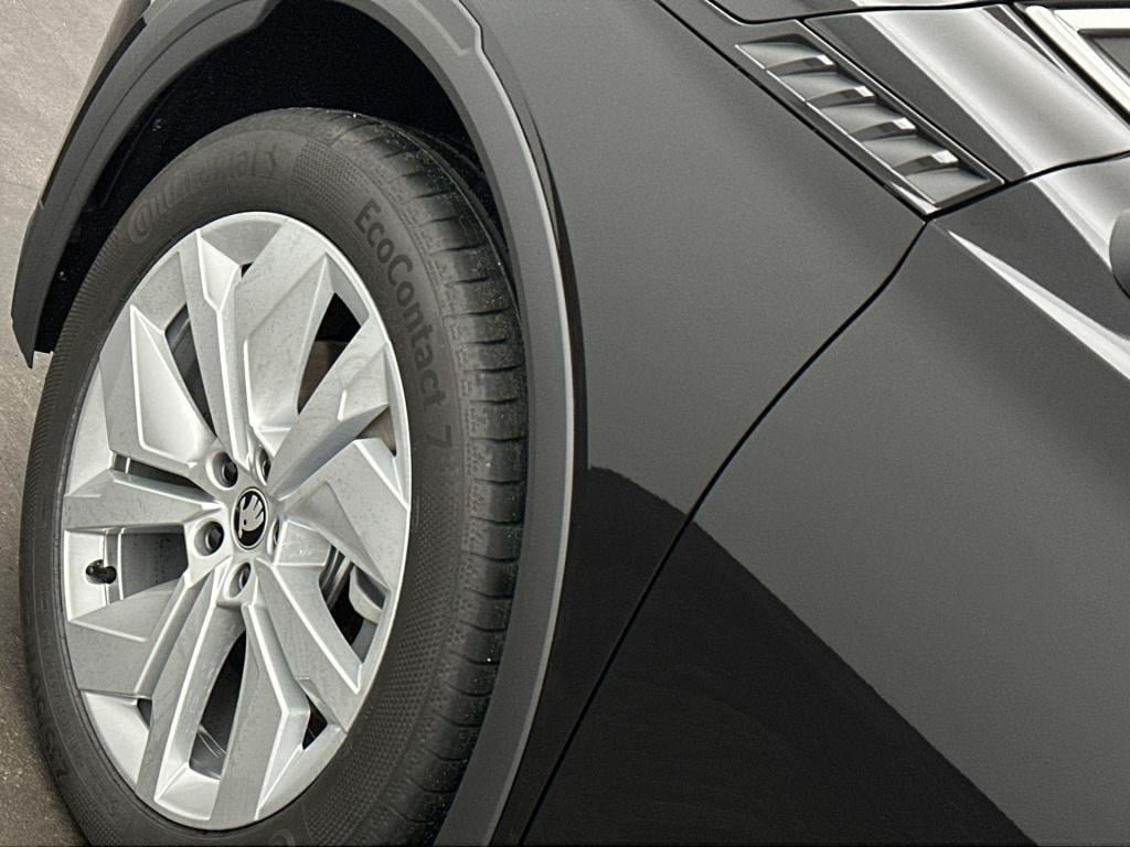 Skoda Elroq business edition tour elektromotor 150 kw / 204 pk