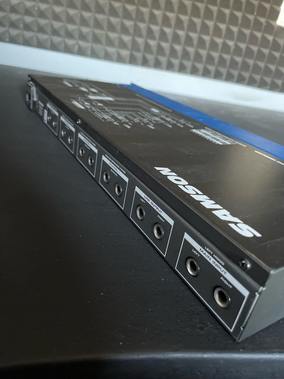 Koptelefoon  Mixer Amp