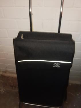 Zwarte boodschappen troley  15 euro