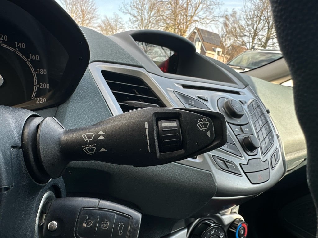 Ford Fiesta 1.25 trend // nieuwe distributie // grote beurt //
