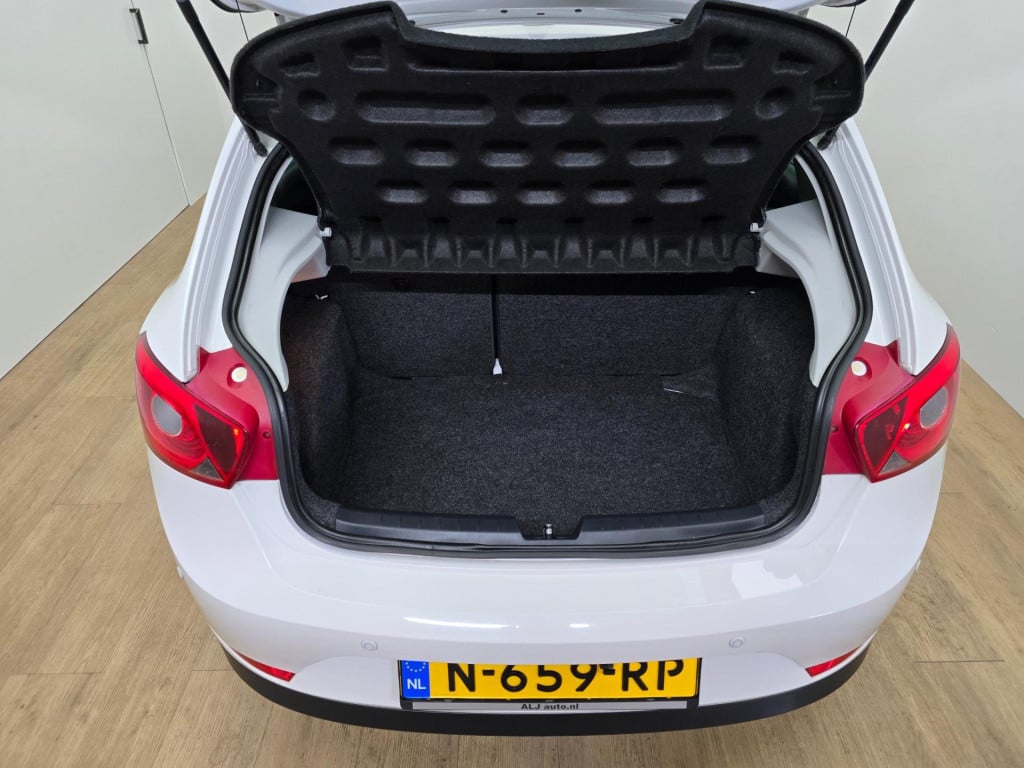 Seat Ibiza occasion 1.2 tsi sport edition met cruisecontrol en luxe radio |