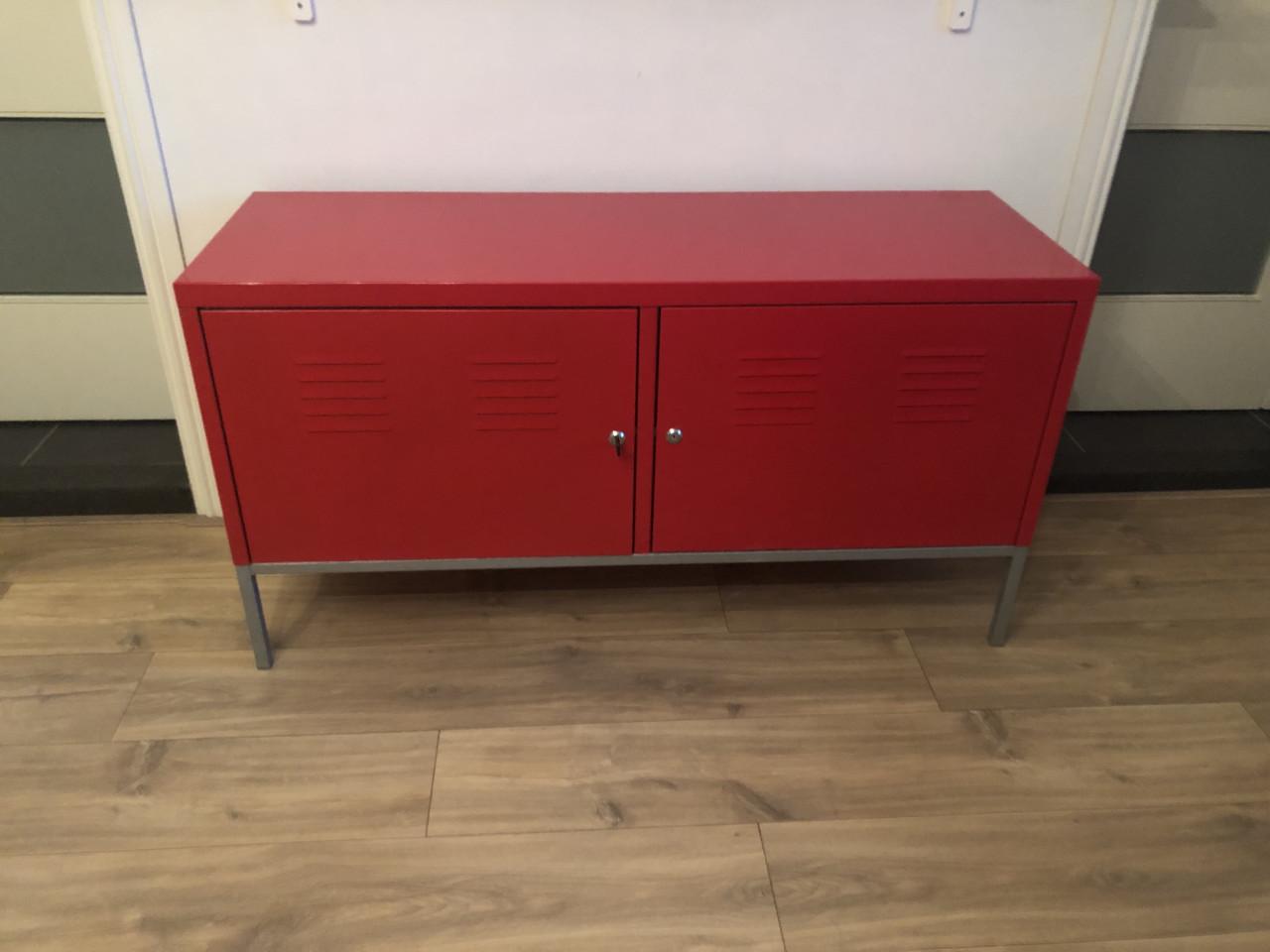 Ikea kastje 2 deurs rood