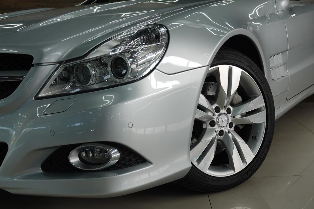 Mercedes-Benz Sl 500 | massage stoelen | designo | cruise | pdc |