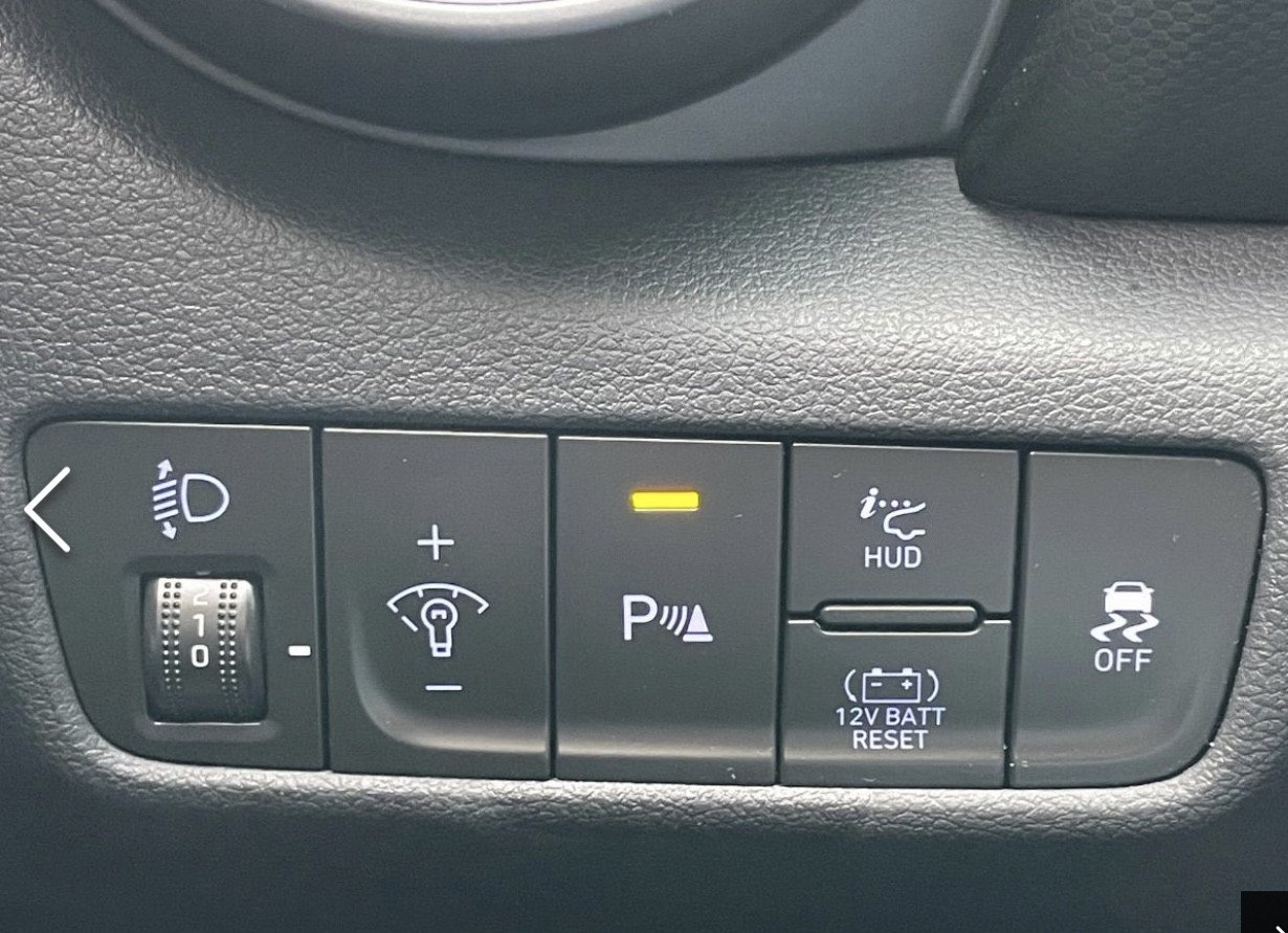 Hyundai Kona 1.6 Hybrid Automaat – Comfort, Luxe én Efficiëntie!