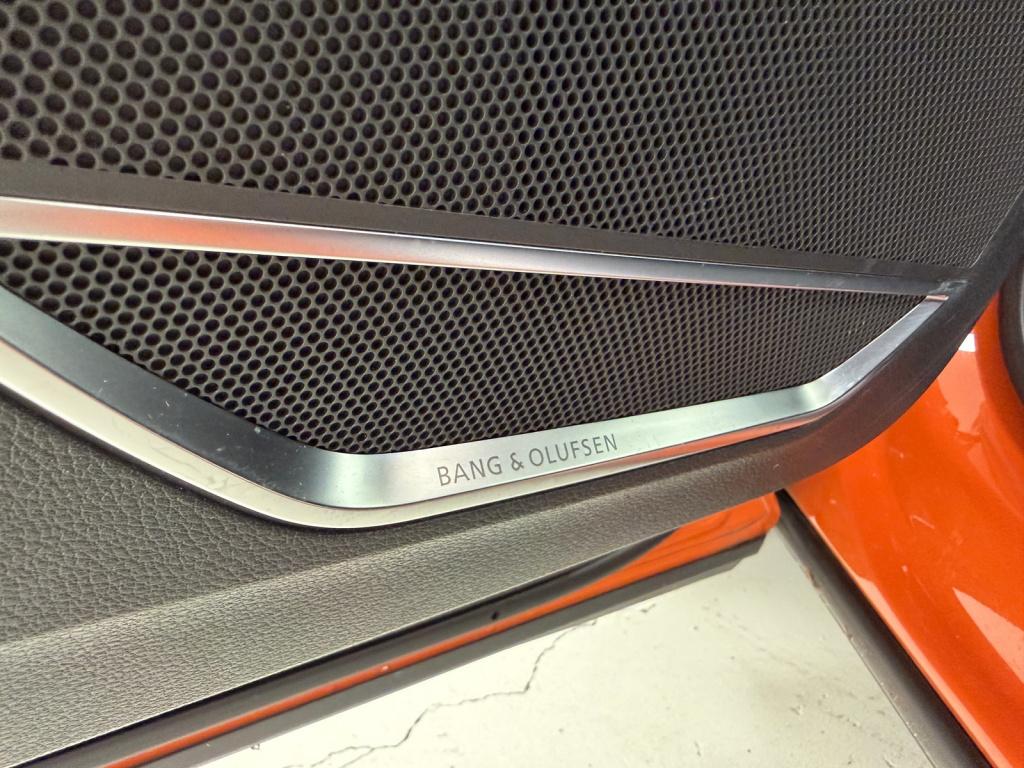 Audi Q3 35 tfsi edition one s-line | panoramadak | bang & olufsen | leer