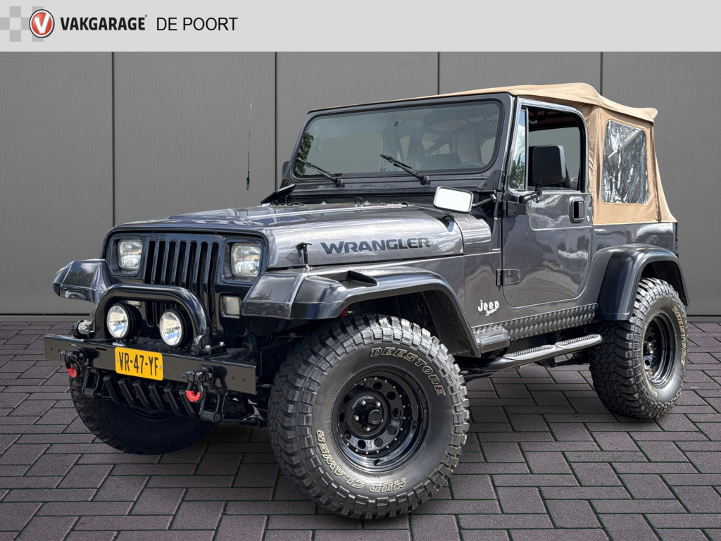 Jeep Wrangler 4.0i sport | gerestaureerd | bullbar | sidebars | trekhaak