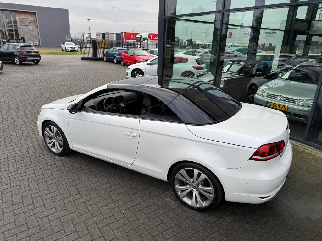 Volkswagen Eos 2.0 tsi highline * xenon/ led * keyless * cruise contol * ca