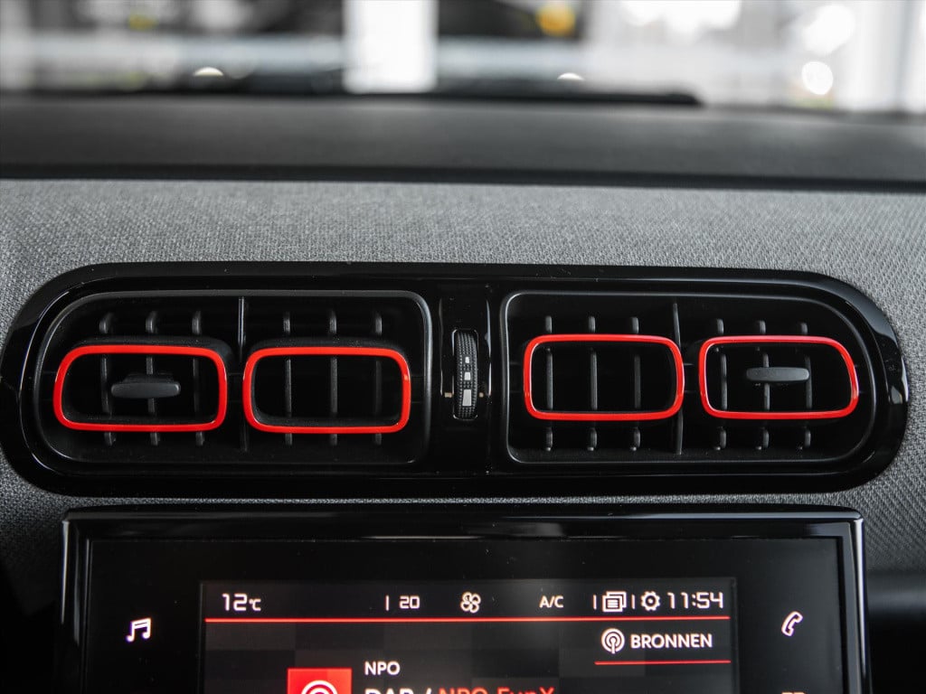Citroen C3 Aircross 1.2 puretech 110pk feel automaat | navigatie | trekhaak