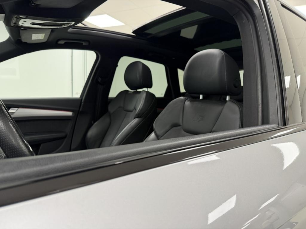 Audi Q5 55 tfsi e s edition | luchtvering | panoramadak | keyless |