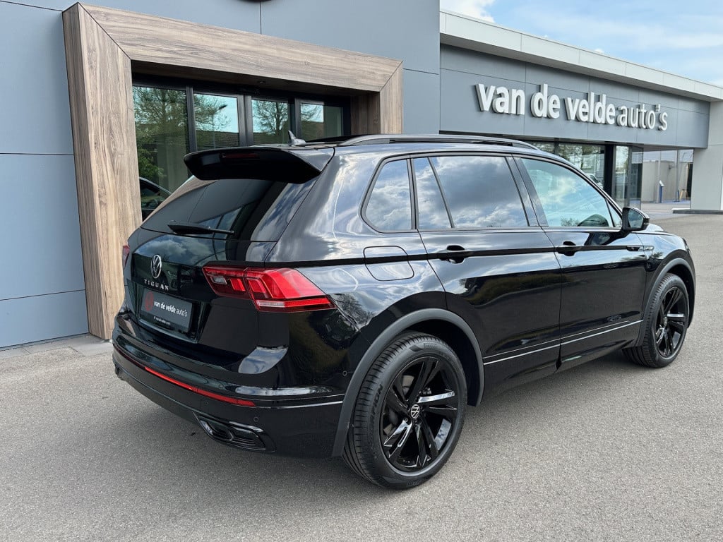 Volkswagen Tiguan 1.5 tsi 150pk dsg r-line | black line | panoramadak | tre
