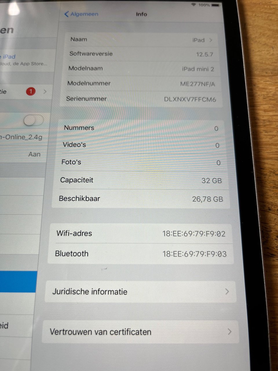 2 iPads - iPad air 16gb + iPad mini 2 32gb