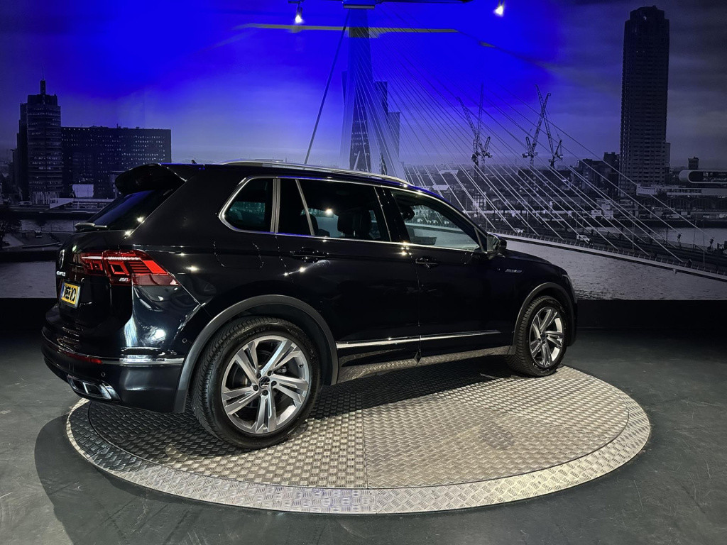 Volkswagen Tiguan 1.5 tsi r-line business+ my 2021 *pano*memory*camera*trek