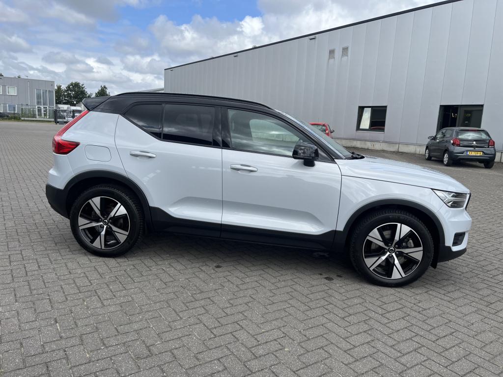 Volvo XC40 1.5 t4 recharge r-design 210 pk panorama