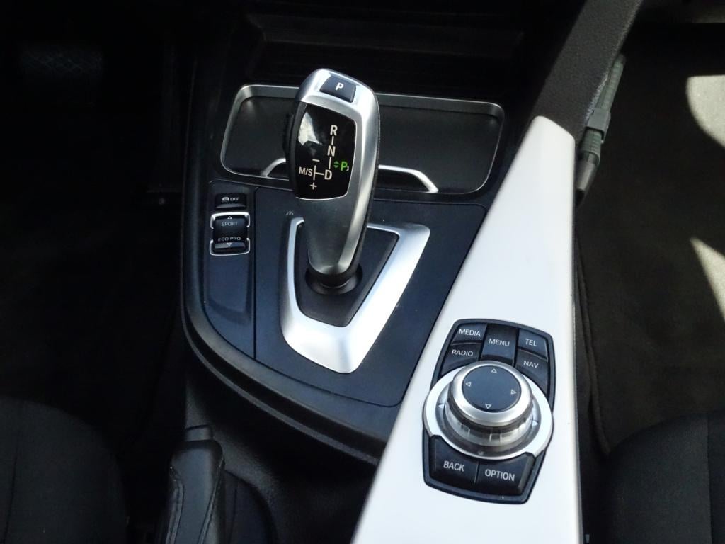 BMW 3-serie touring 318i executive automaat