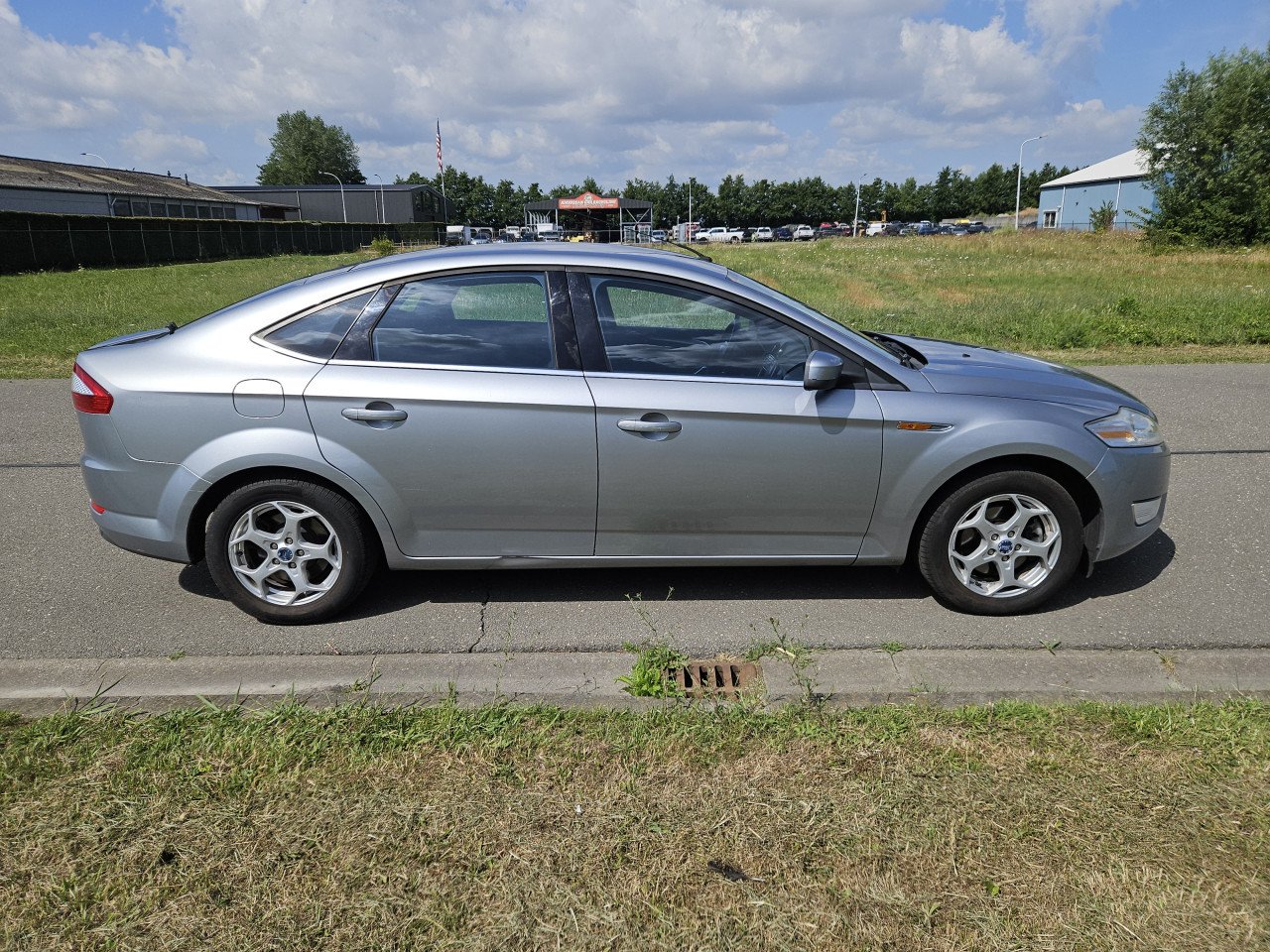 FORD MONDEO 2010 2.0i 16v Benzine