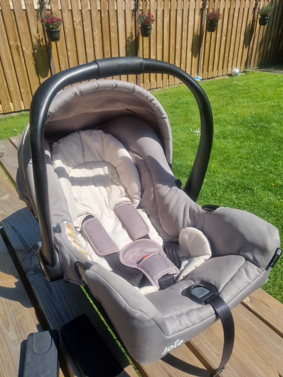 Complete 3 in 1 kinderwagen, netjes onderhouden