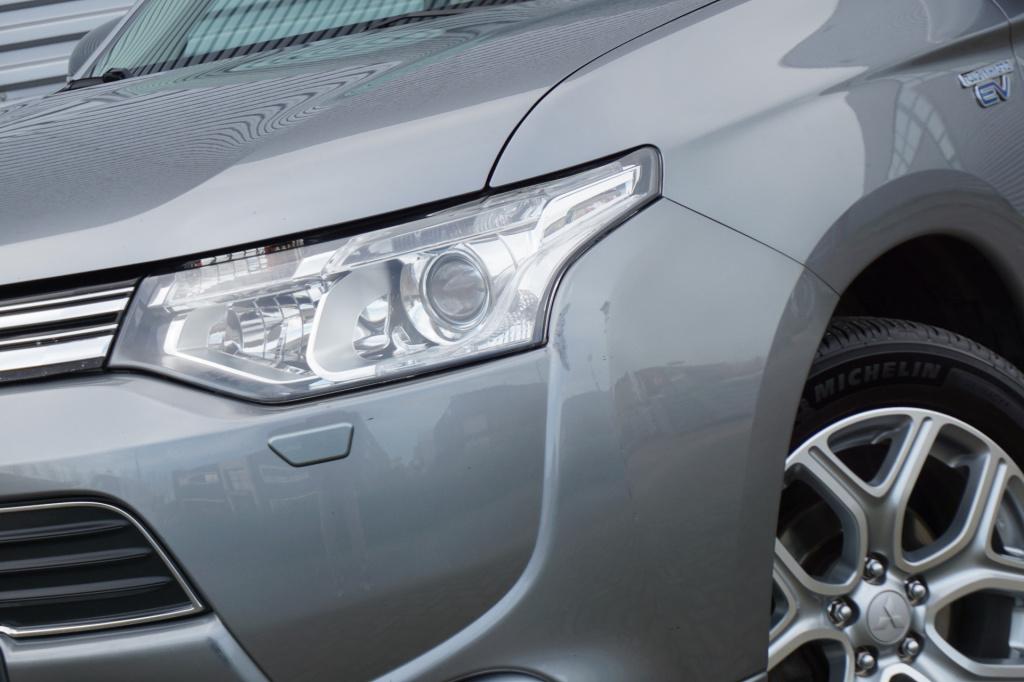 Mitsubishi Outlander 2.0 phev executive edition automaat - navi / cruise / 