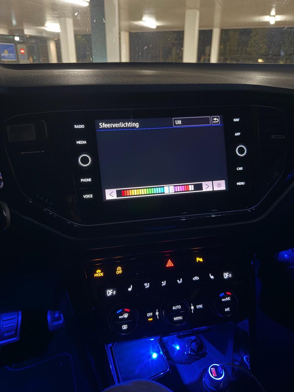 Volkswagen T-Roc R line 1.5 TSI 150pk 7-DSG 2019 Grijs
