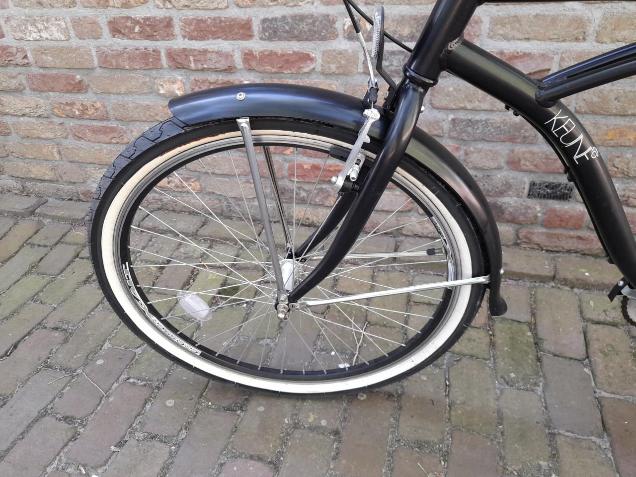 Beach cruizer  met 3 versnellingen (in goede nette staat )