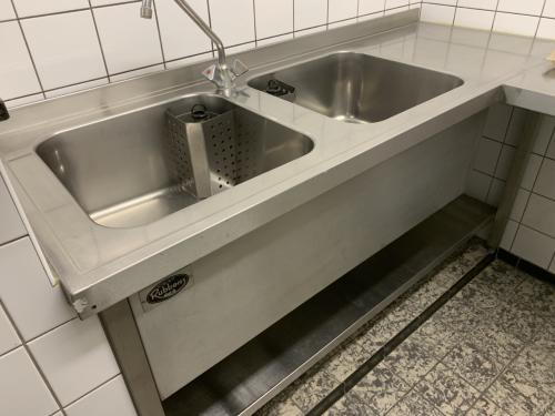 Werkbank met spoelbakken rvs
