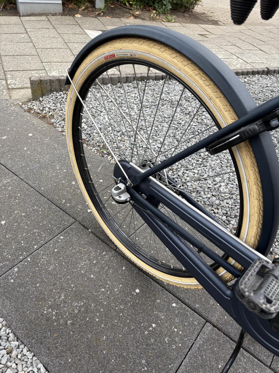 Te koop: nette, tweedehands Burgers fiets.