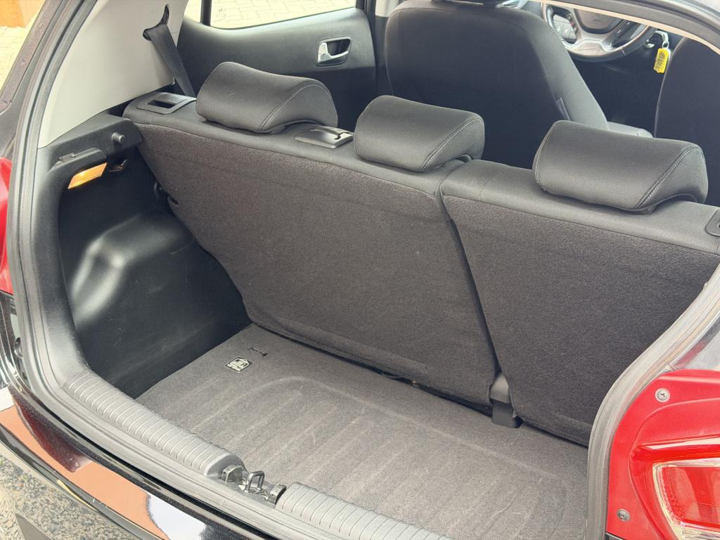 Hyundai I 10 1.0i i-motion premium | bluetooth | radio | cruisecontrol | lm