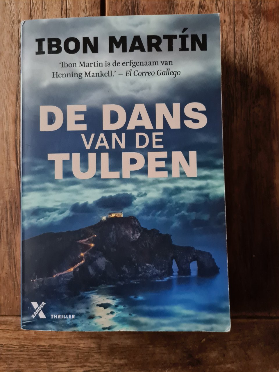 Ibon Martín - De dans van de tulpen Thriller