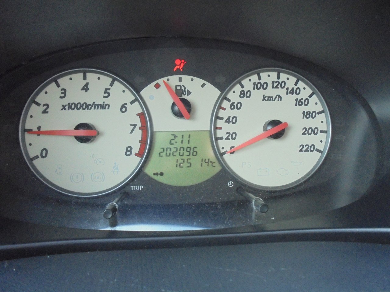 Nissan Micra 1.2 TWEEDE EIGENAAR  202.096 Km met N.A.P nieuwe Apk Bij Afl.