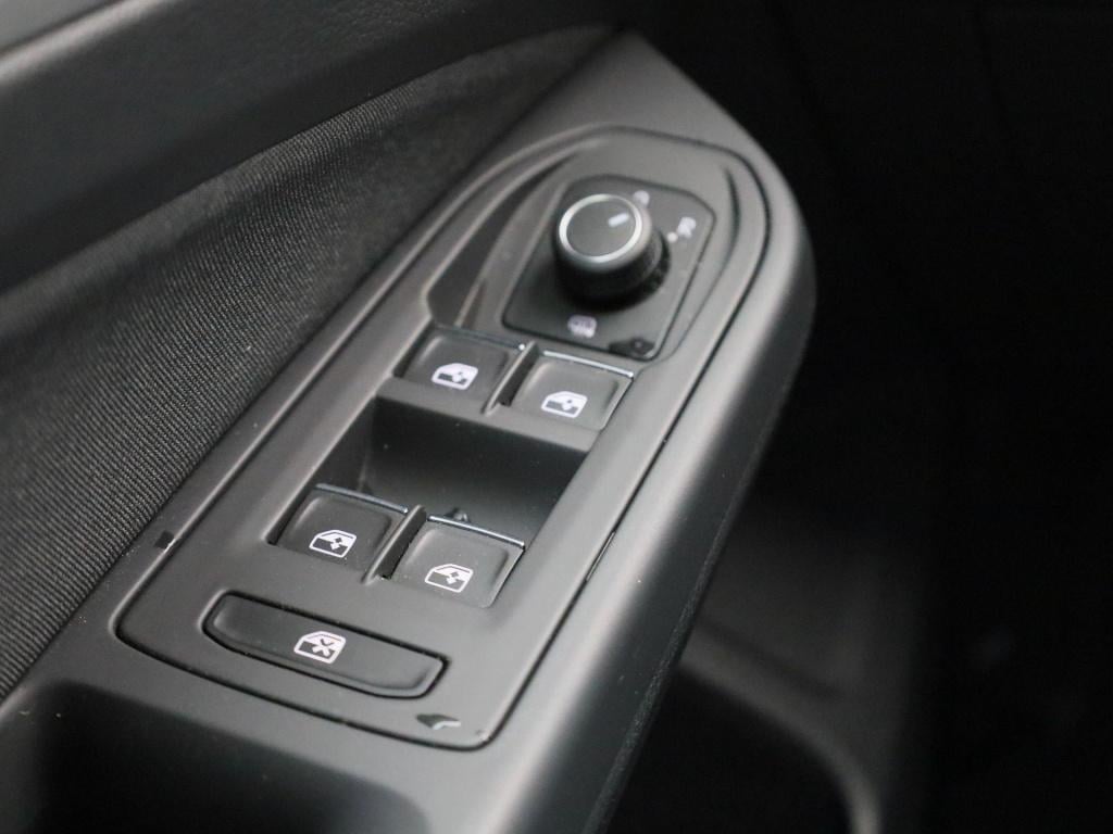 Volkswagen Golf variant 1.0 tsi life | virtual cockpit | sfeer verlichting 