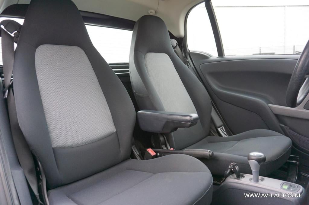 Smart Fortwo coupé 1.0 mhd pure