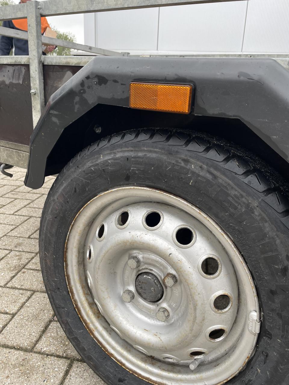 ZGAN Aanhanger 1.85 x 1M met Neuswiel!