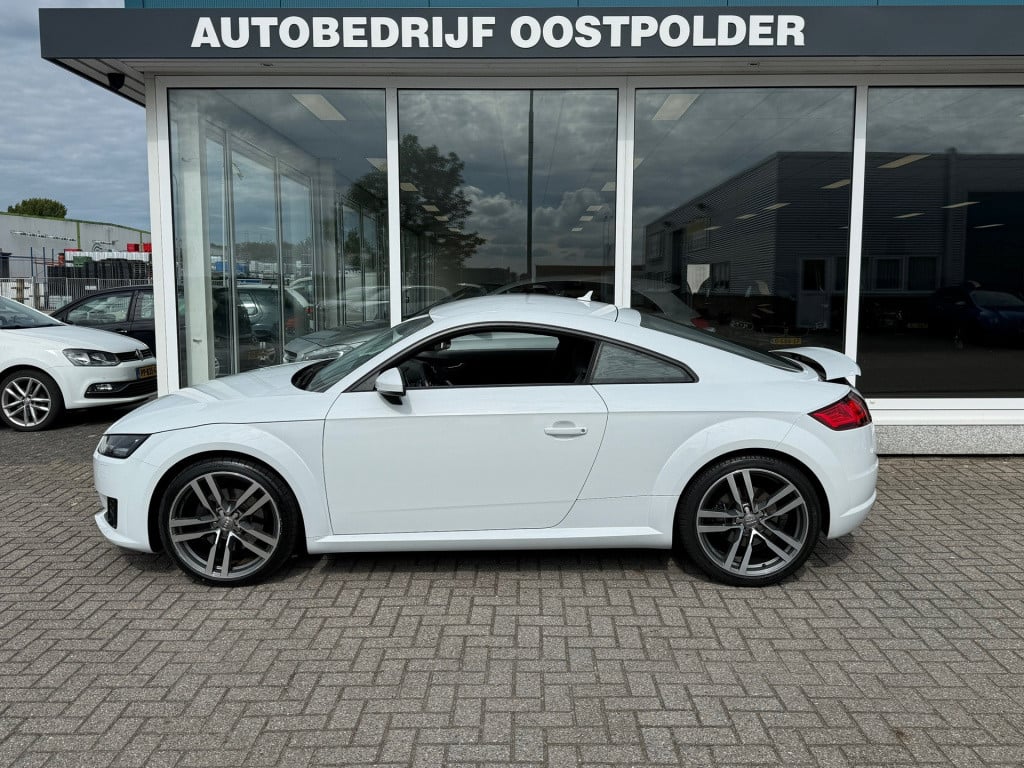 Audi TT 2.0 tfsi pro line +