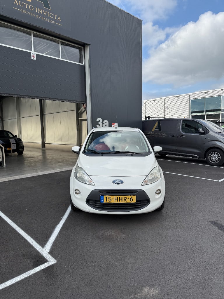Ford KA 1.2 - titanium - airco