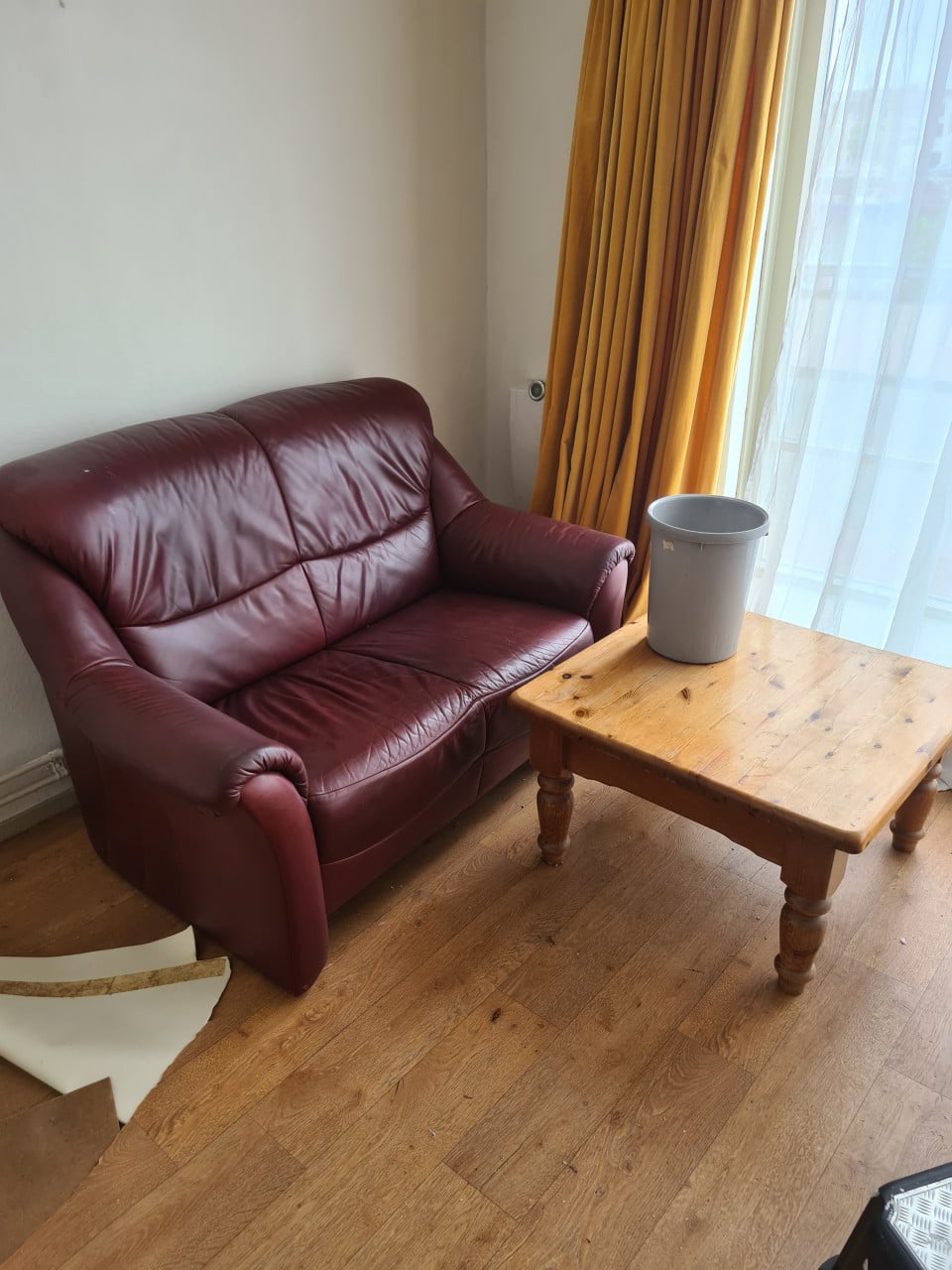 Bankstel en salontafel gratis