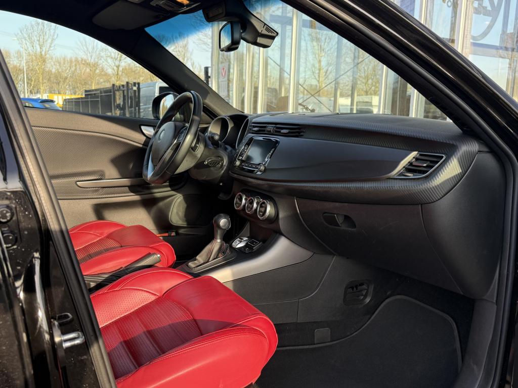 Alfa Romeo Giulietta 1.4 turbo multiair super | nl-auto | pano | leder | na