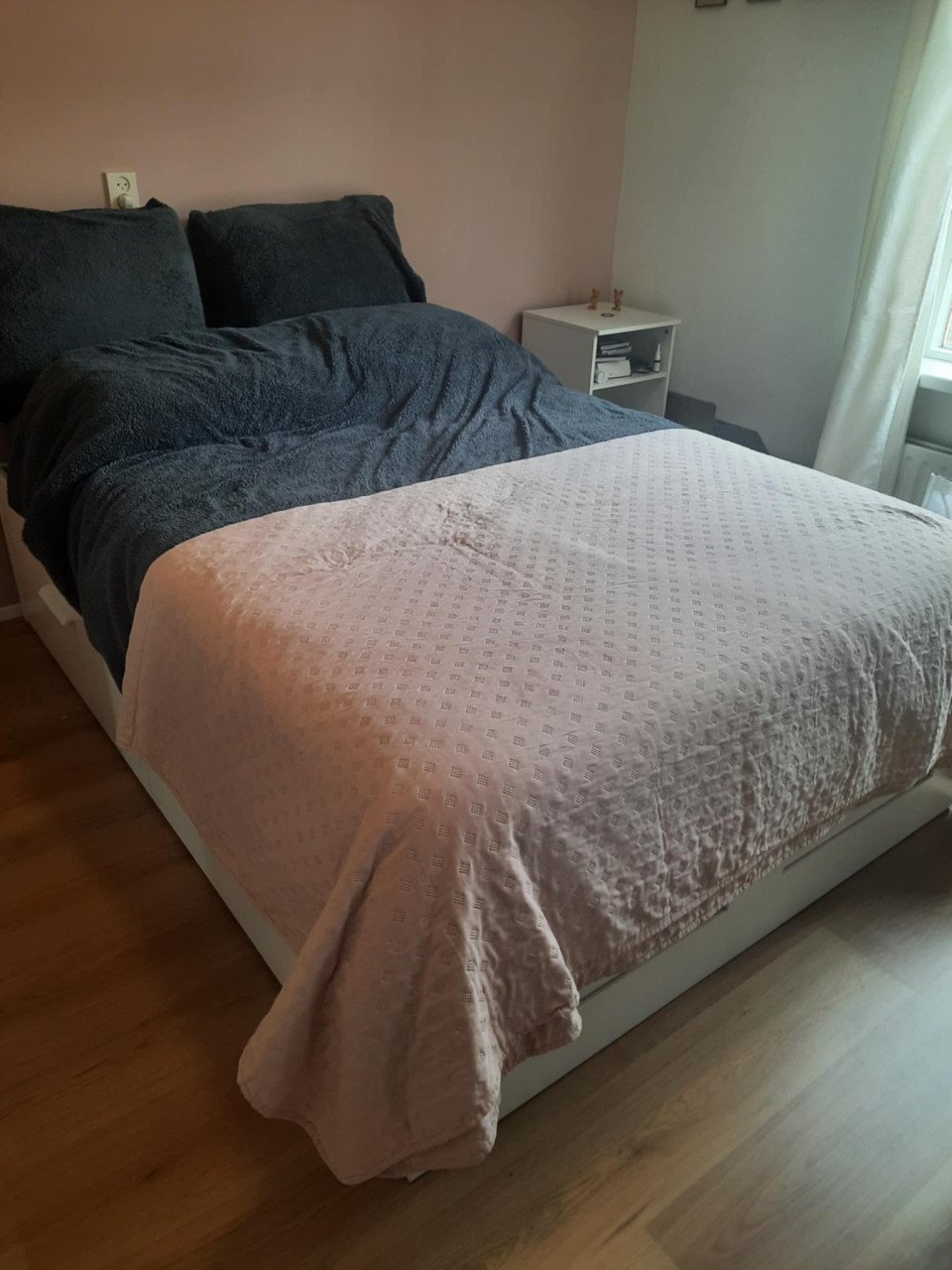 Bed brimnes ikea  140x200 incl alles