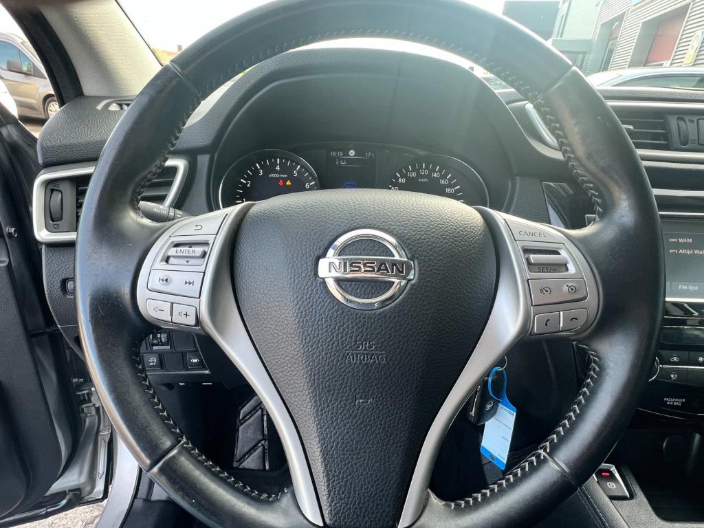 Nissan Qashqai 1.6 tekna, camera, trekhaak enz..