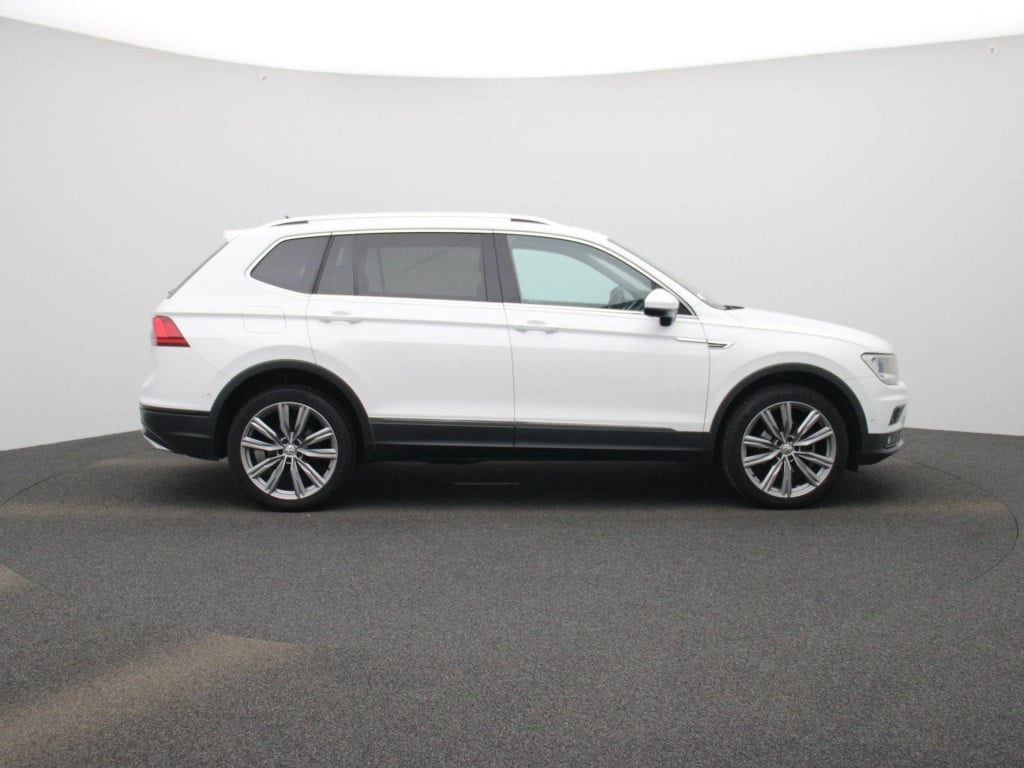 Volkswagen Tiguan Allspace 1.5 tsi comfortline business 7p. | automaat | na