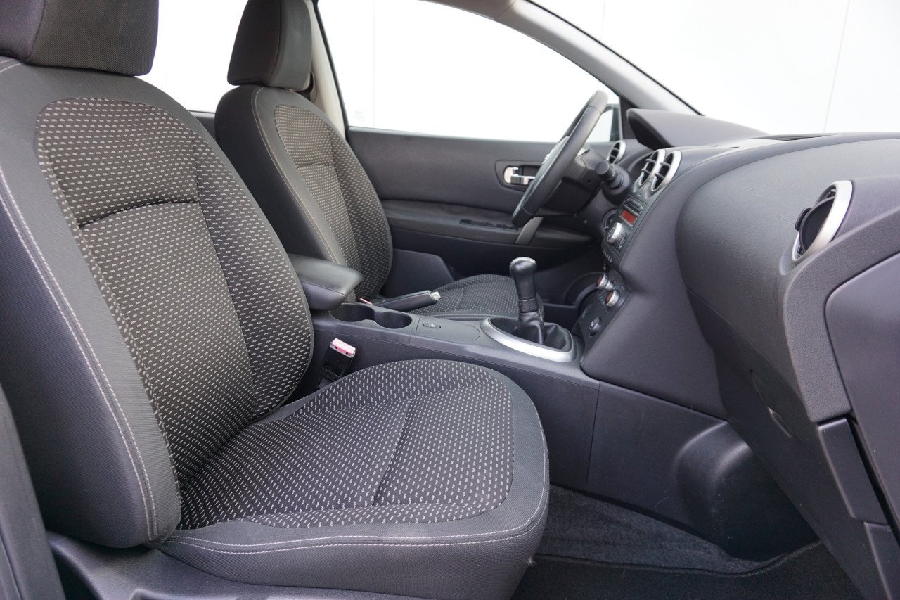 Nissan QASHQAI, 1.6 Acenta - Airco / Cruise / Trekhaak / Lm velgen / NAP