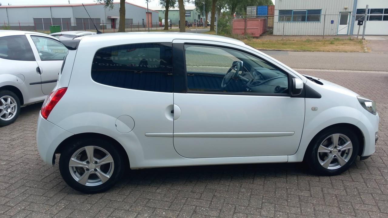 Renault TWINGO 1.2 16v Collection sportief bj:2012 airco lm-velgen
