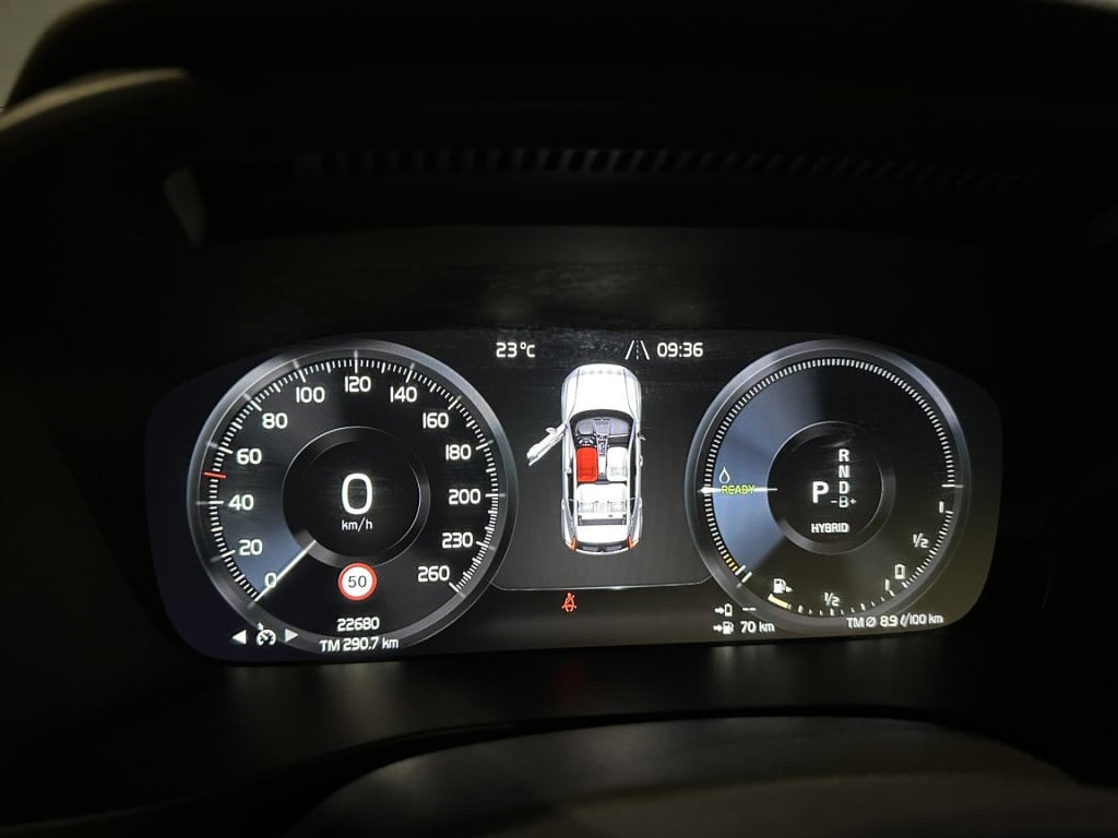 Volvo XC40 1.5 t4 plug-in hybrid plus bright *winterpack*h&k*camera
