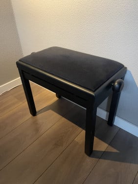 Piano kruk
