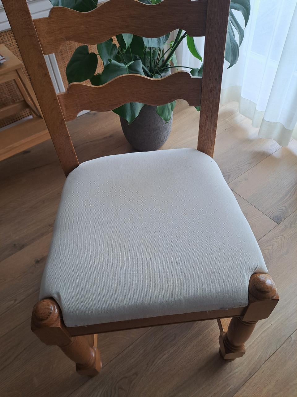 Eiken Eettafel met 4 stoelen