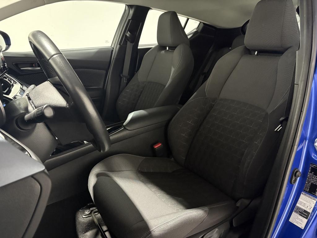 Toyota C-hr 1.8 hybrid dynamic